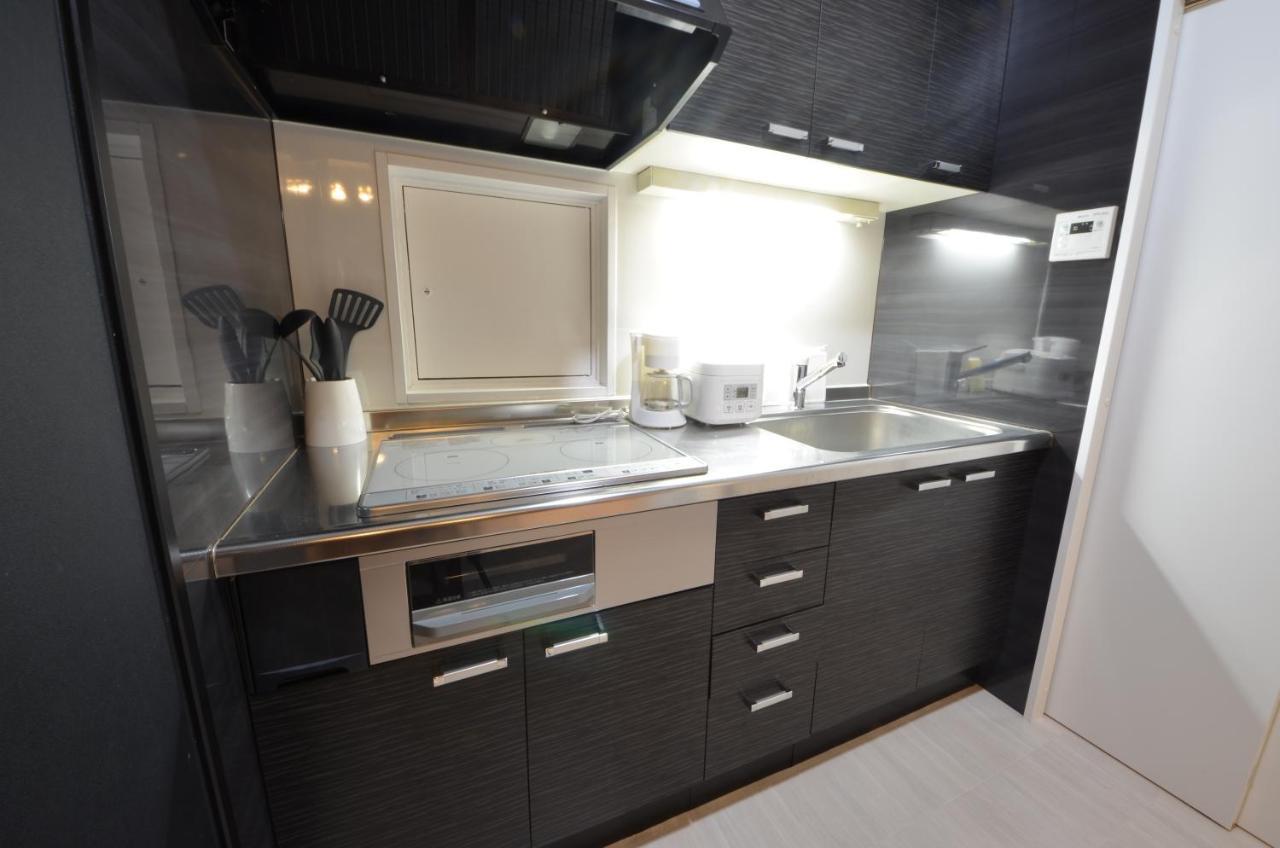 River Side Namba 200 Apartemen *