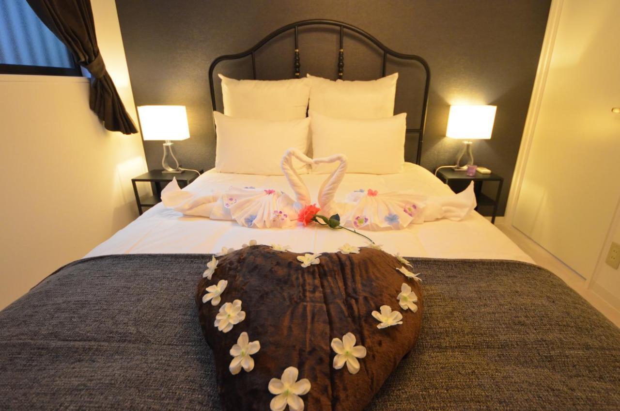 River Side Namba 200 Apartemen *